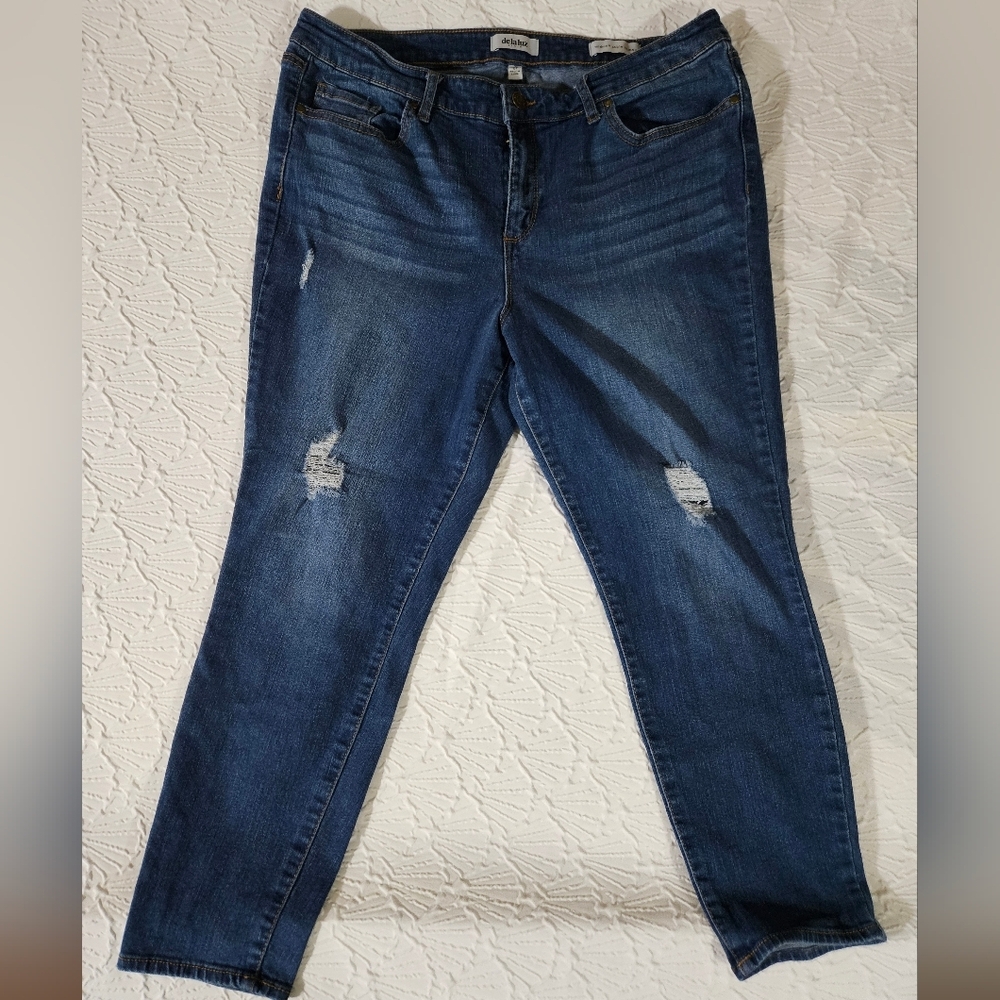 De La Luz Denim Jeans in Dark Blue Wash - Distressed Detail Size 16P